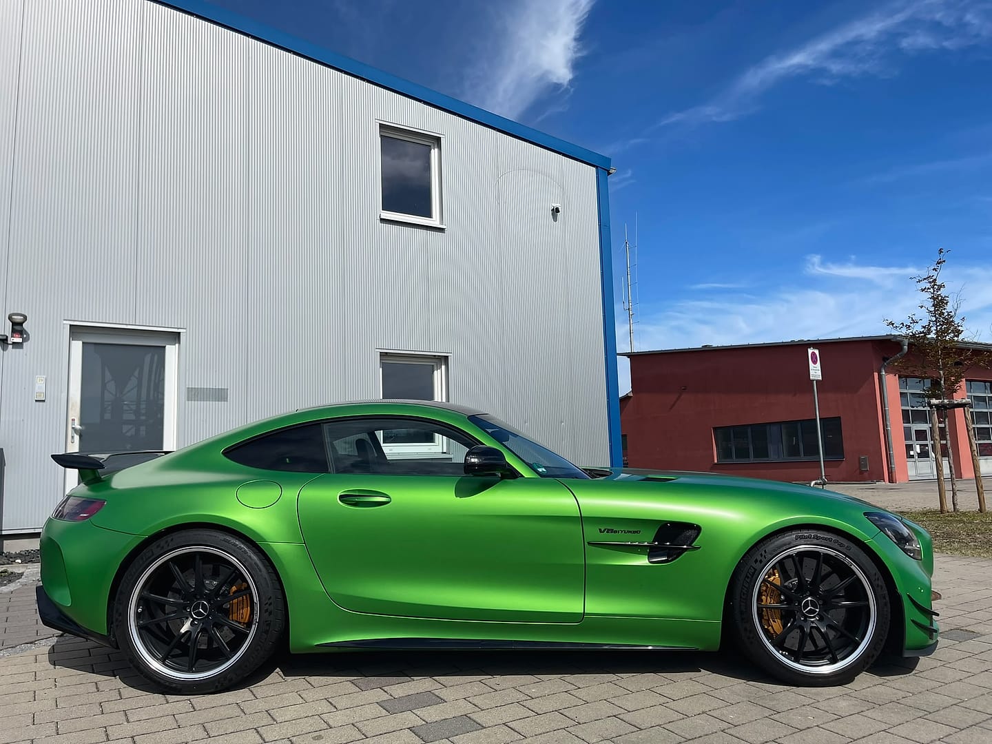 Mercedes-AMG GT R, Seitenansicht