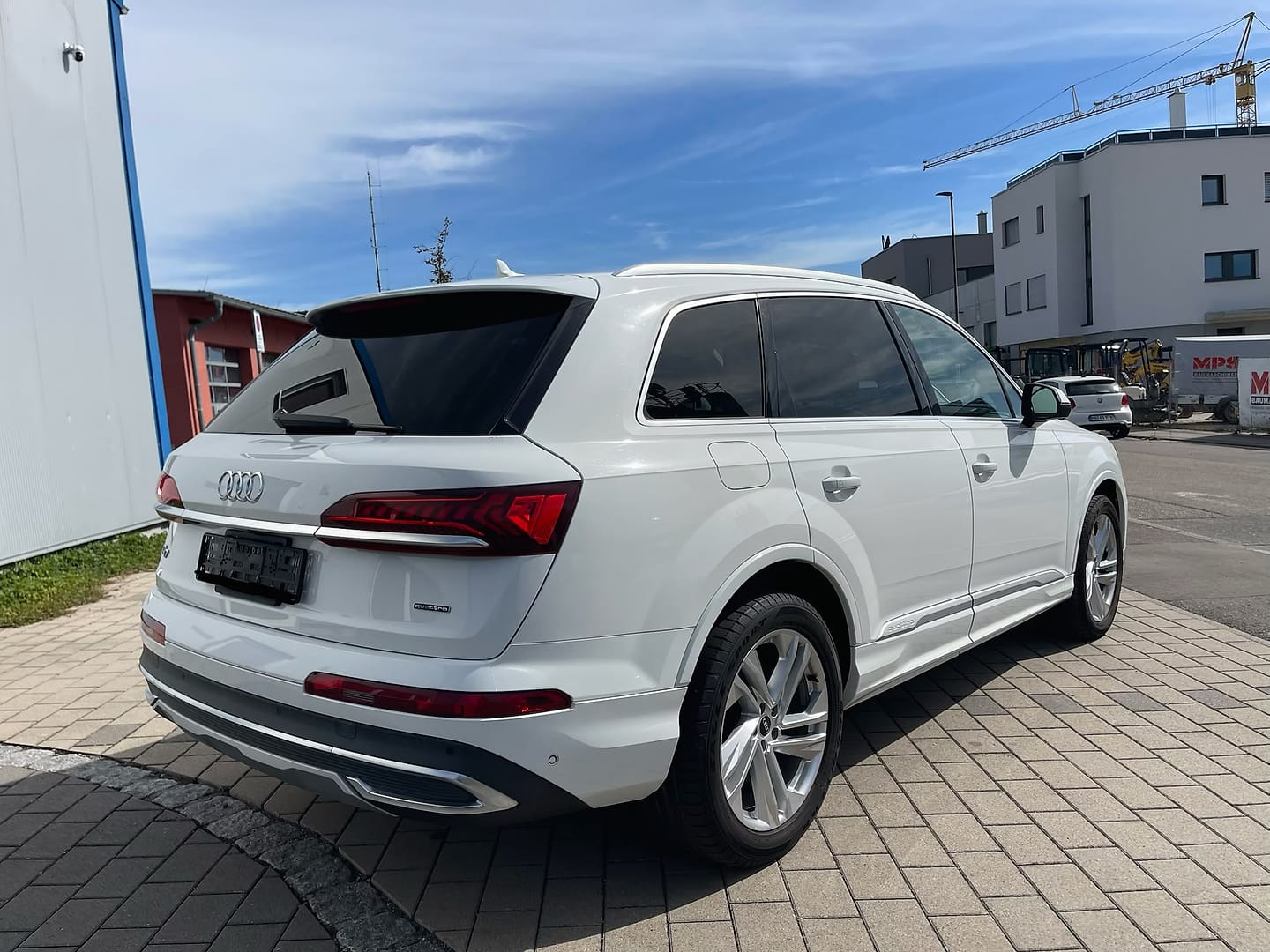 Audi Q7, schräg von hinten
