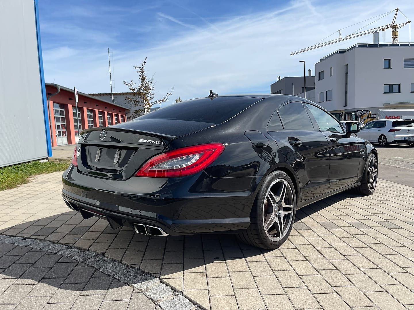 Mercedes-Benz CLS 63 AMG, schräg von hinten