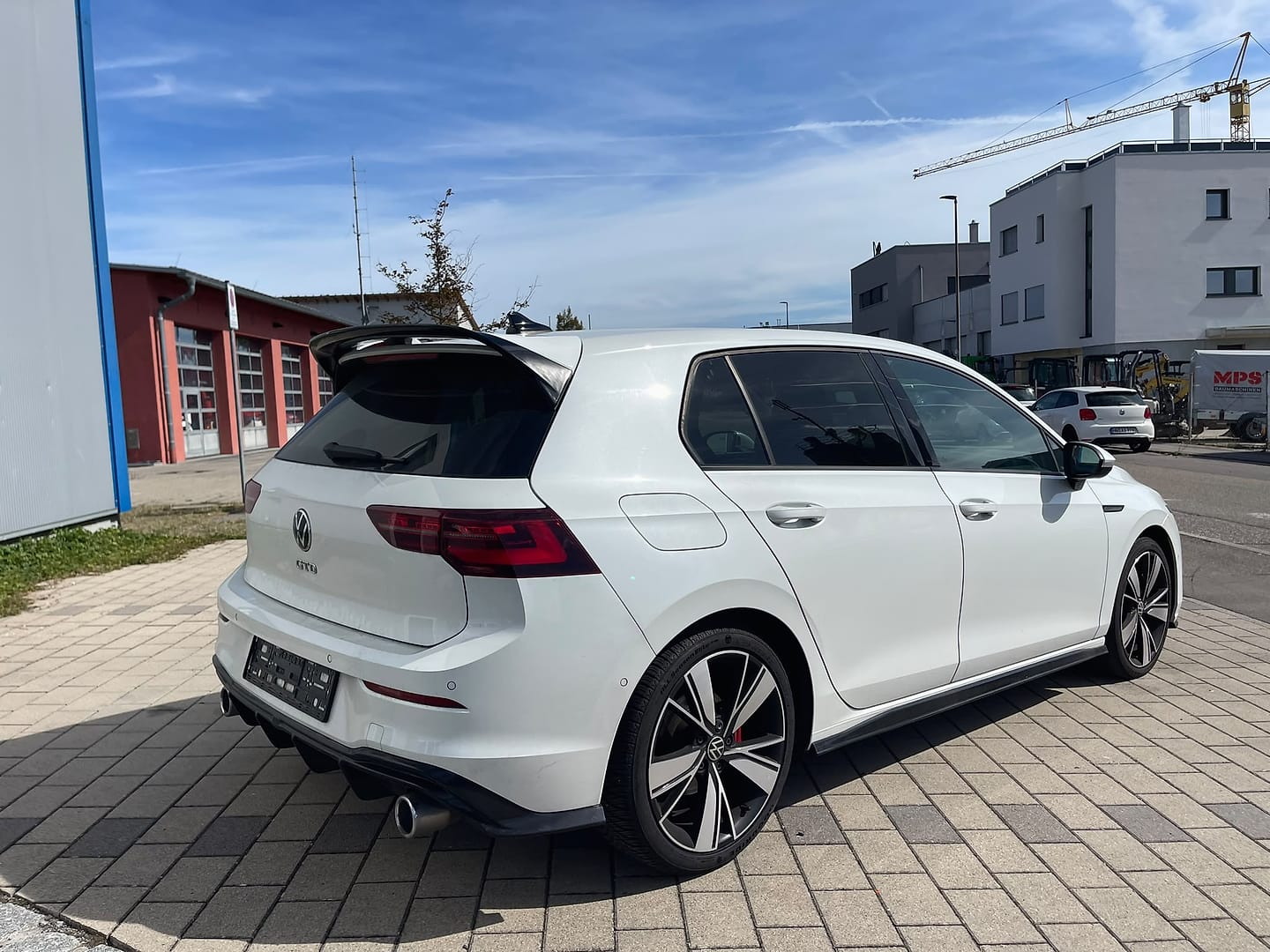 Volkswagen Golf GTD, schräg von hinten