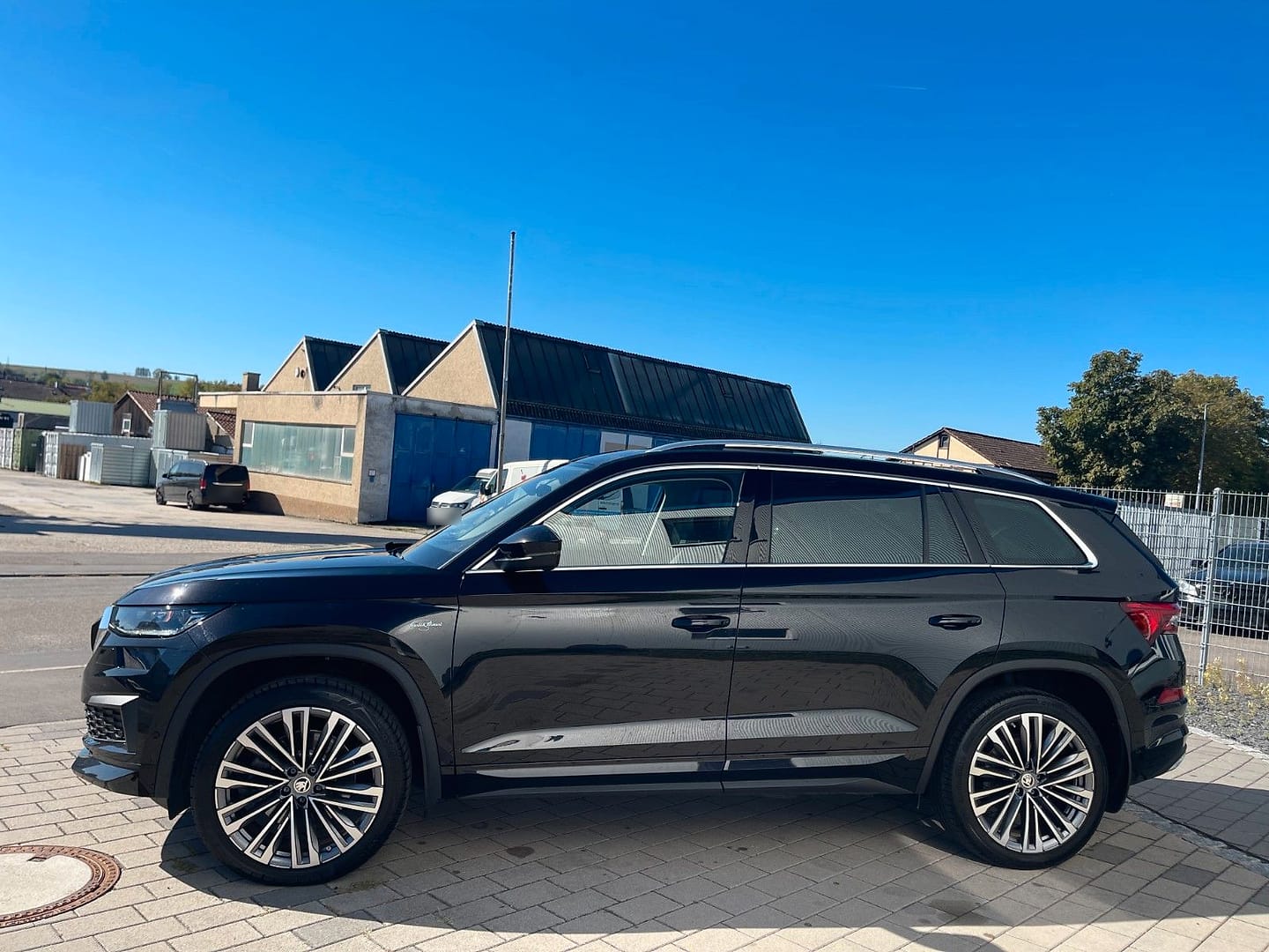 Skoda Kodiaq L&K 4x4 7 Sitzer, Seitenansicht