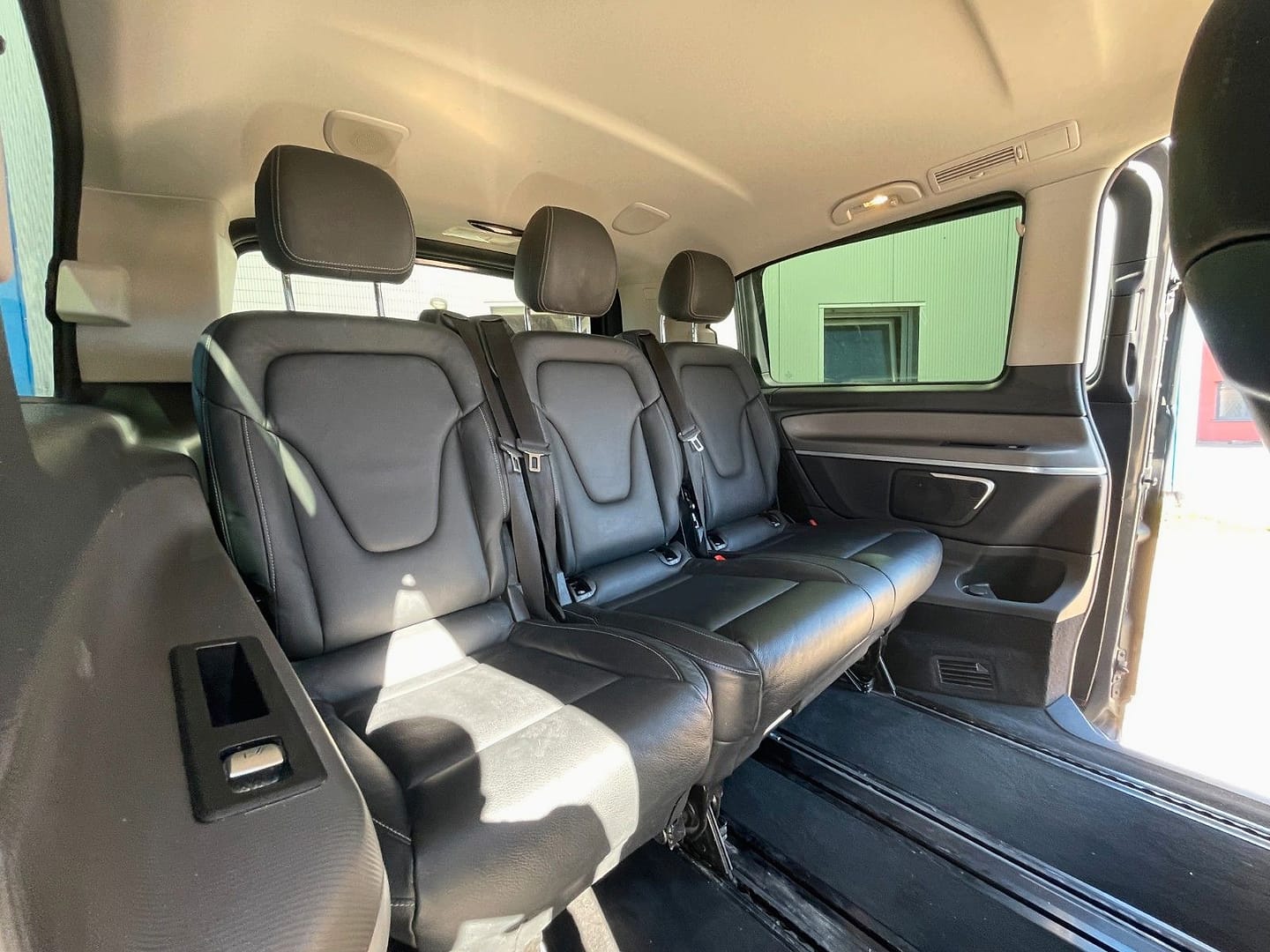 Mercedes-Benz V250 Avantgarde 4MATIC lang, Innenraum: Sitzbank im Fond
