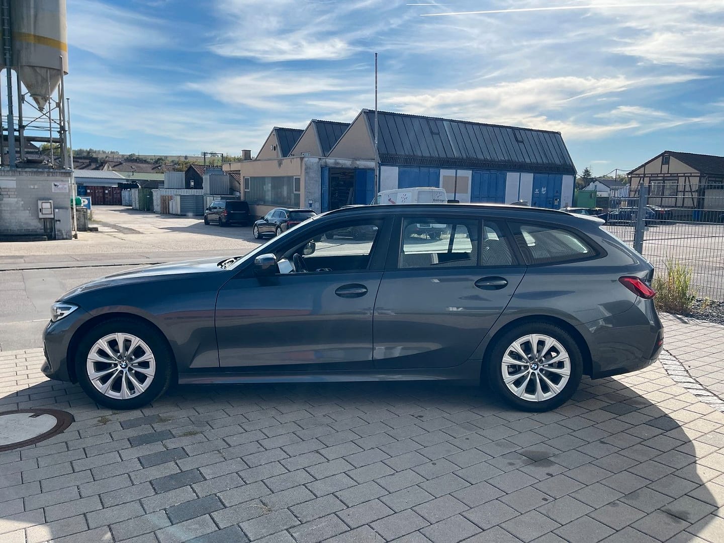 BMW 318 3 Touring 318 d Advantage, Seitenansicht
