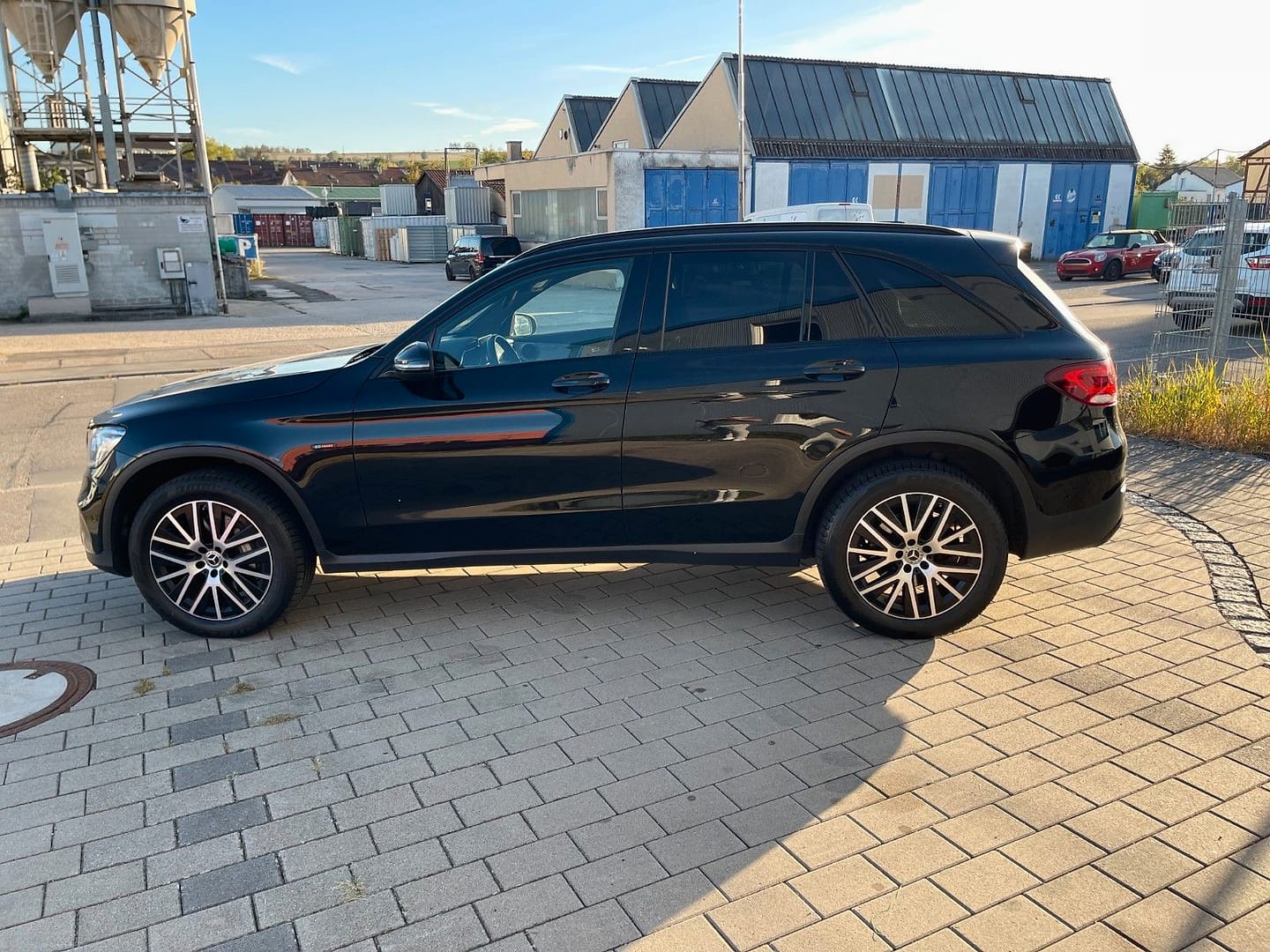 Mercedes-Benz GLC 300 e 4MATIC, Seitenansicht
