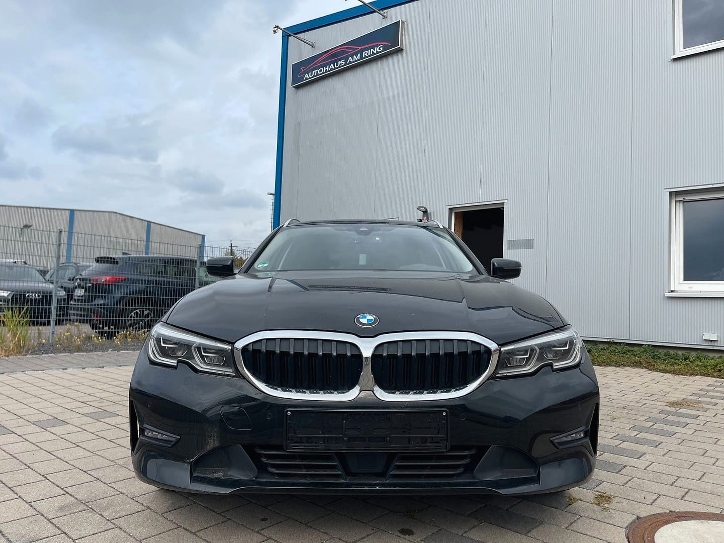 BMW 320 d Touring Advantage, Foto 2 aus dem Inserat