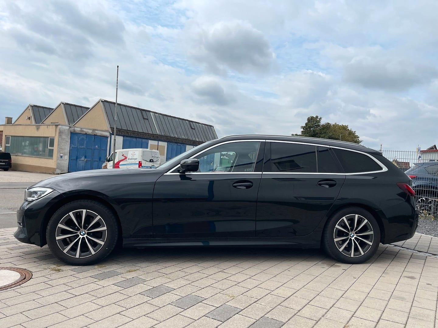 BMW 320 d Touring Advantage, Foto 5 aus dem Inserat