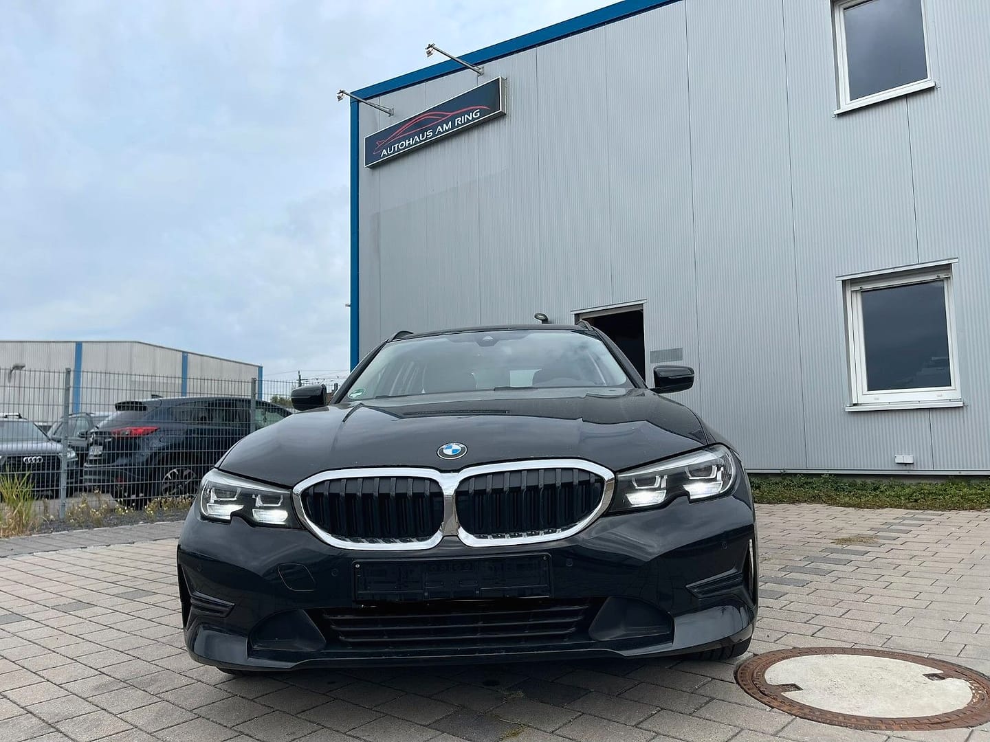 BMW 320 d Touring Advantage, Foto 2 aus dem Inserat